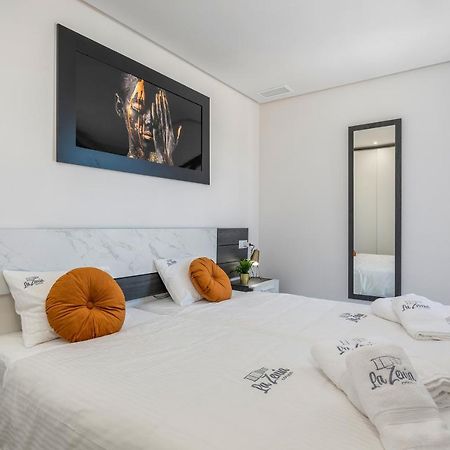 Ferienwohnung La Zenia Cocoon - Luxury Penthouse With Jacuzzi, 2 Pools, Indoor Heated Pool, Sauna, Gym, Playstation Dehesa de Campoamor  Exterior foto