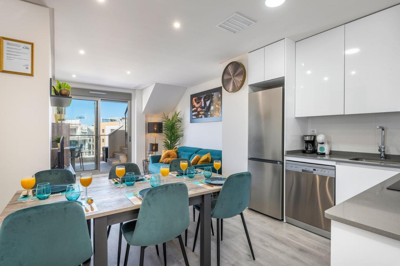 Ferienwohnung La Zenia Cocoon - Luxury Penthouse With Jacuzzi, 2 Pools, Indoor Heated Pool, Sauna, Gym, Playstation Dehesa de Campoamor  Exterior foto