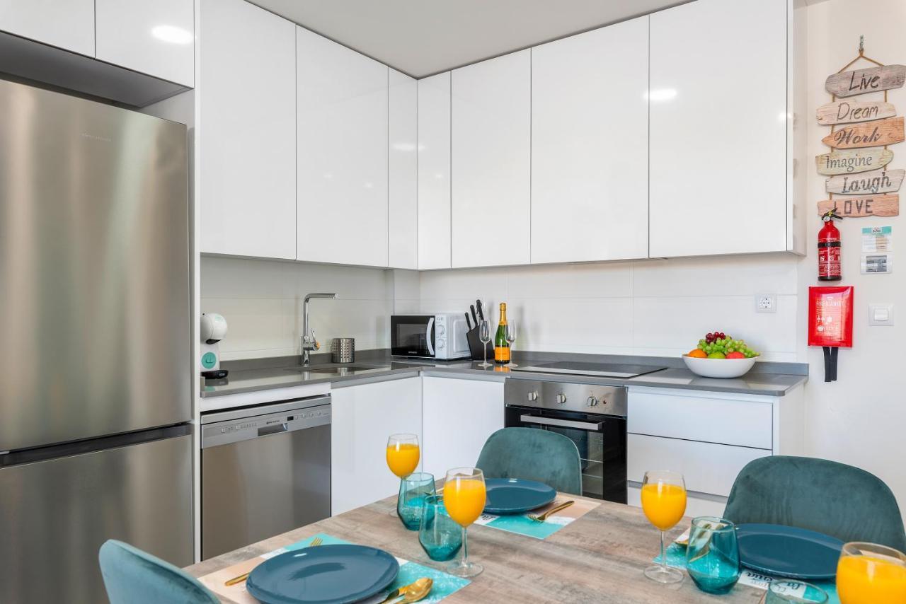 Ferienwohnung La Zenia Cocoon - Luxury Penthouse With Jacuzzi, 2 Pools, Indoor Heated Pool, Sauna, Gym, Playstation Dehesa de Campoamor  Exterior foto