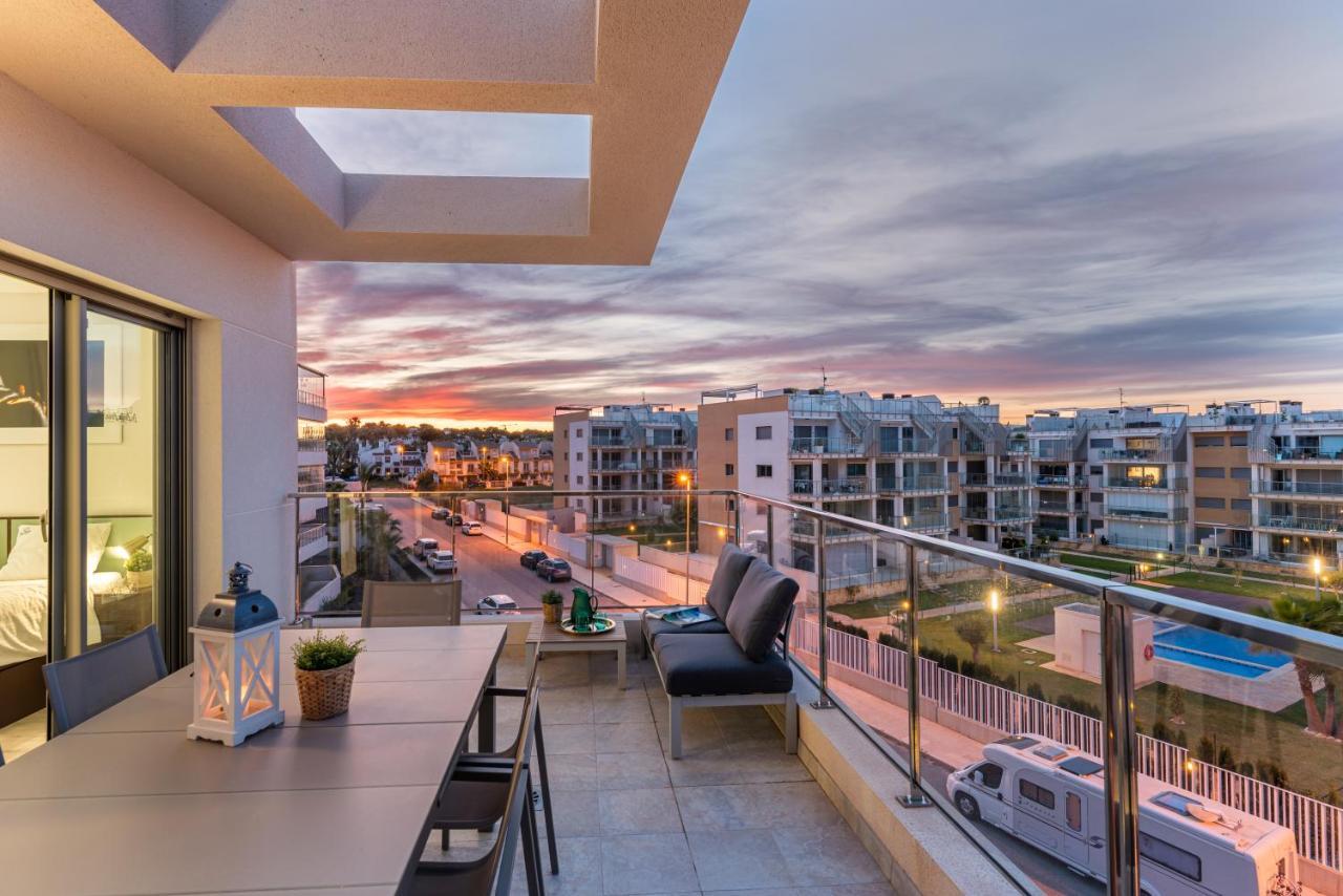 Ferienwohnung La Zenia Cocoon - Luxury Penthouse With Jacuzzi, 2 Pools, Indoor Heated Pool, Sauna, Gym, Playstation Dehesa de Campoamor  Exterior foto