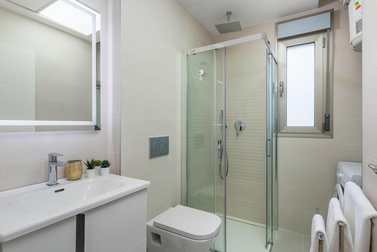 Ferienwohnung La Zenia Cocoon - Luxury Penthouse With Jacuzzi, 2 Pools, Indoor Heated Pool, Sauna, Gym, Playstation Dehesa de Campoamor  Exterior foto